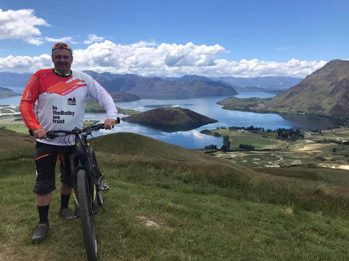 Хостел Wanaka Backpackers Bothy Экстерьер фото